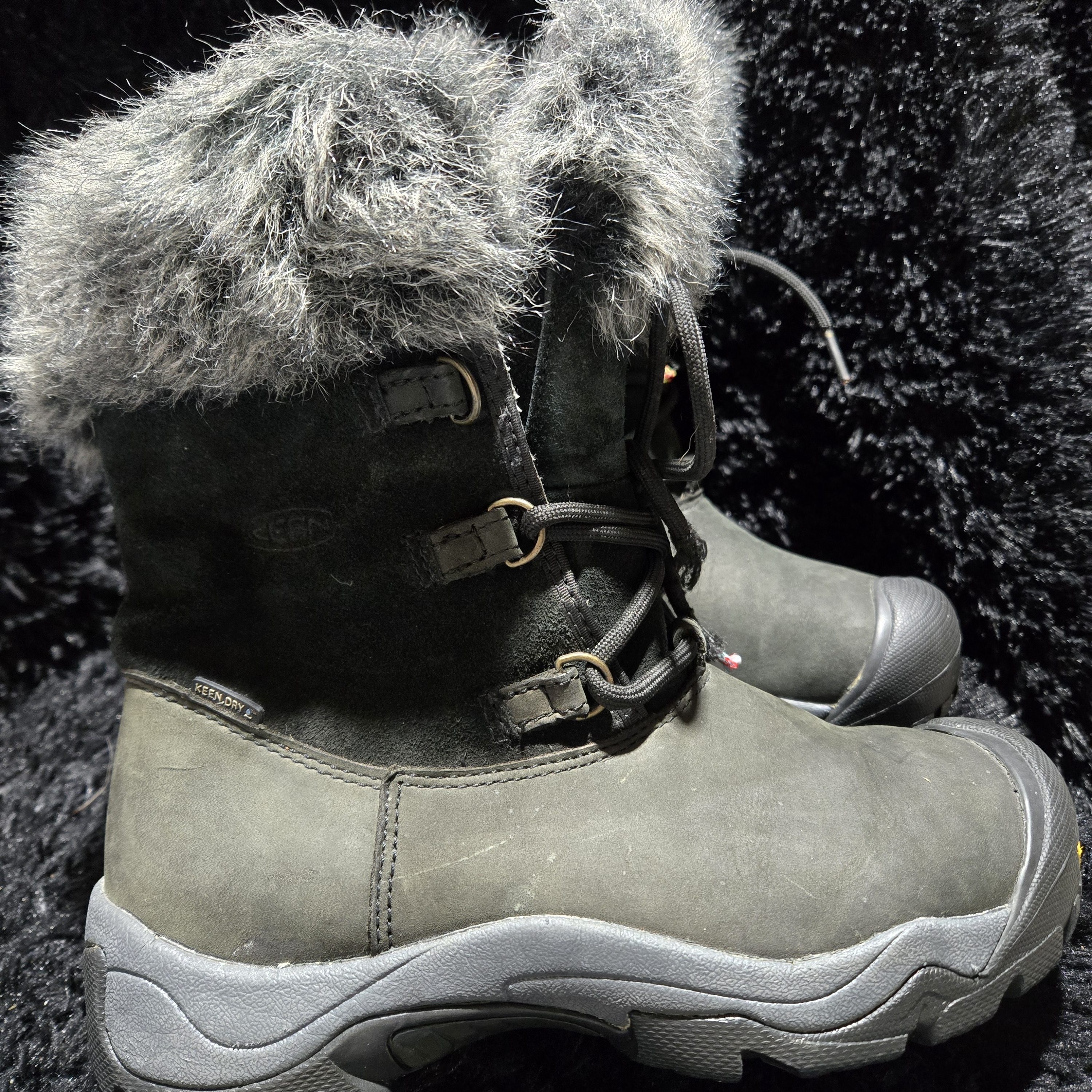 Keen Helena Wp Winter Boot For Women Size 6.5 Keen Warm